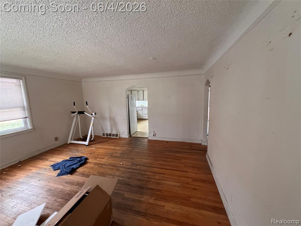 762 Miller Avenue, Rochester, MI 48307 — Photo 2