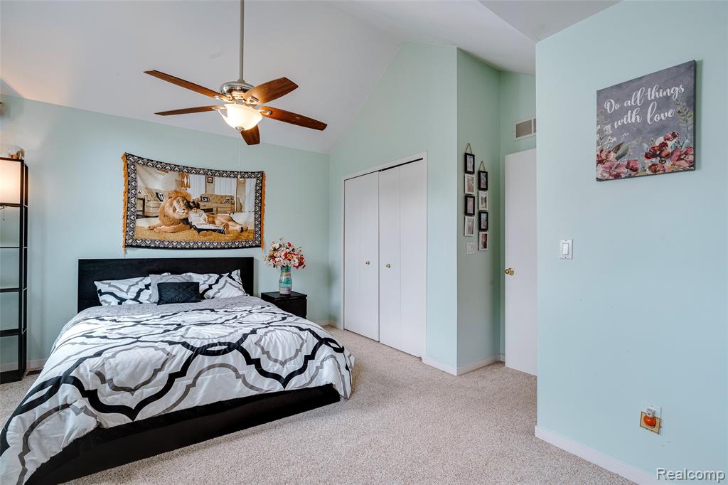 43730 Algonquin Drive, Novi, MI — Photo 35