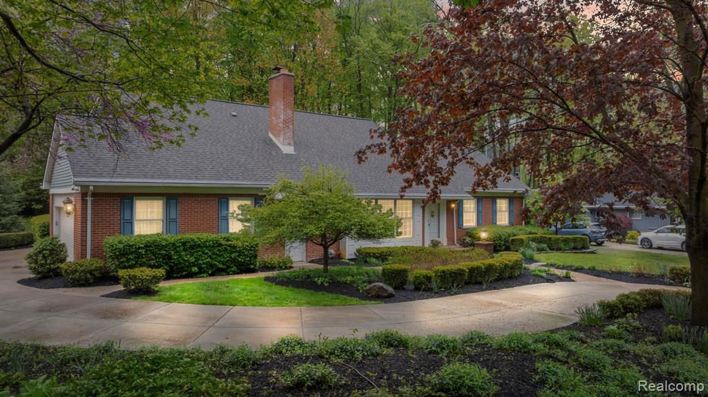 46270 BLOOMCREST Drive, Northville, MI 48167 — front exterior