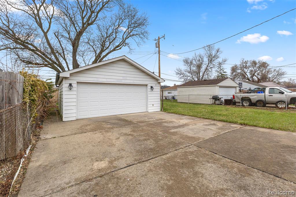 462 Clair Street, Garden City, MI — Photo 22