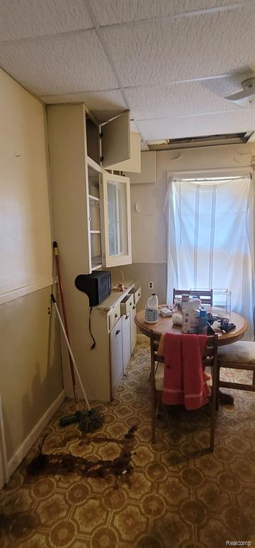 3238 HELEN Street, Detroit, MI 48207 — Photo 7