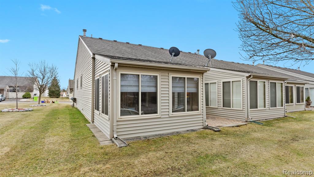 62070 Arlington Circle, South Lyon, MI 48178 — Photo 2