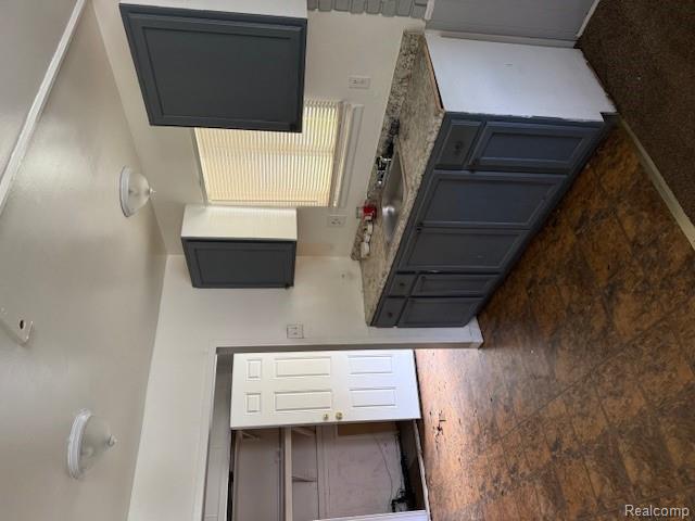20484 Wisconsin Street - Photo 5