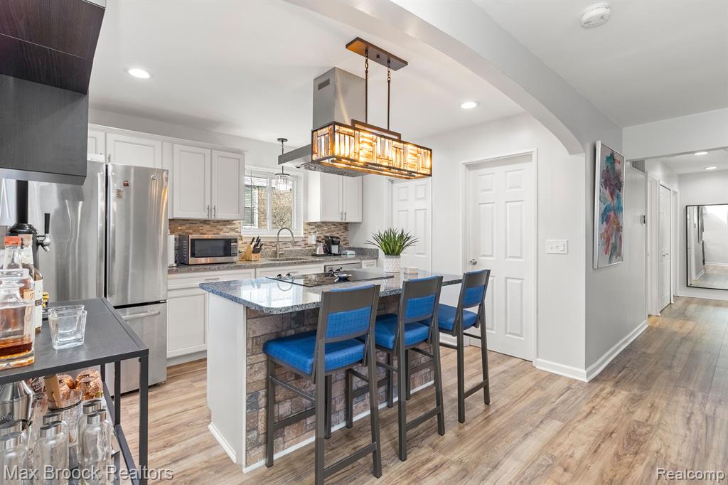 501 S Edgeworth Avenue, Royal Oak, MI 48067 — Photo 14