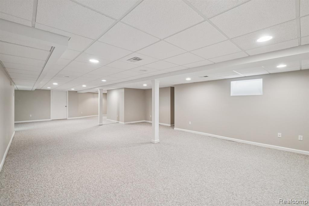 7366 Crackling Creek Circle, 1, West Bloomfield, MI — Photo 27