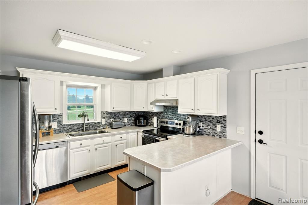 1014 Deer Valley Lane, Manchester, MI 48158 — Photo 16