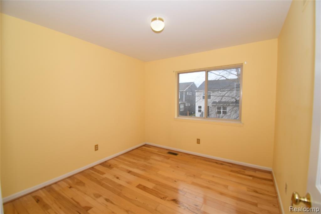 62310 Arlington Circle, 3, South Lyon, MI 48178 — Photo 10
