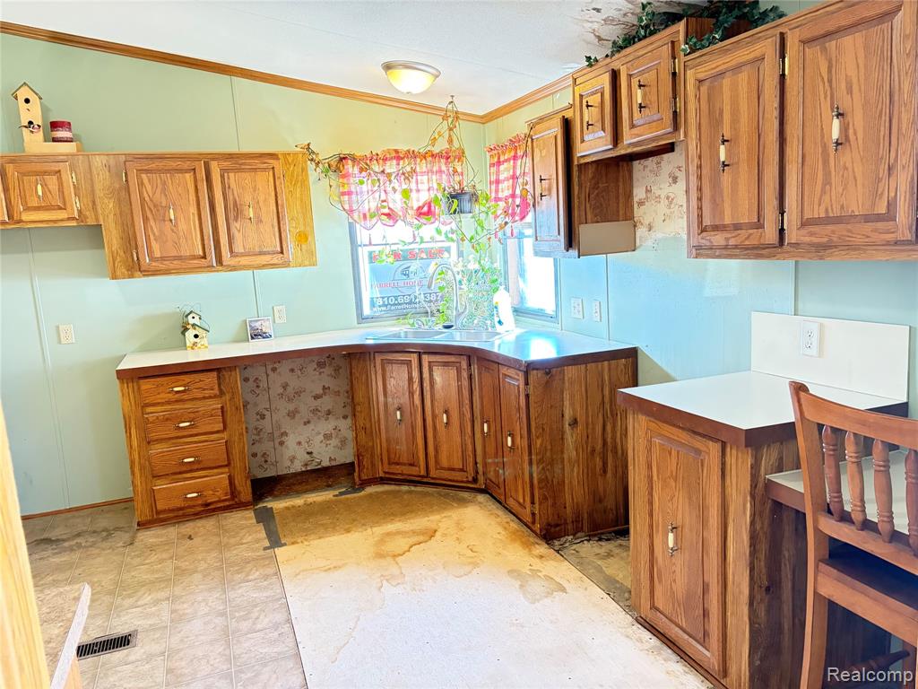 71 Valley Drive, Swartz Creek, MI 48473 — Photo 3