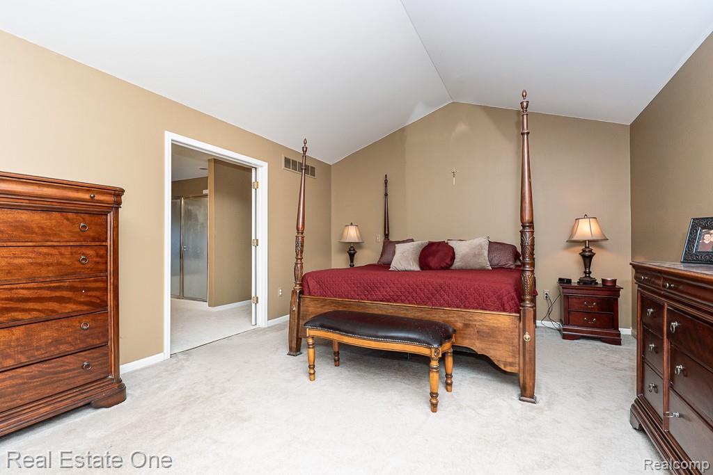 4595 Dunbar Court, Rochester, MI 48306 — Photo 23
