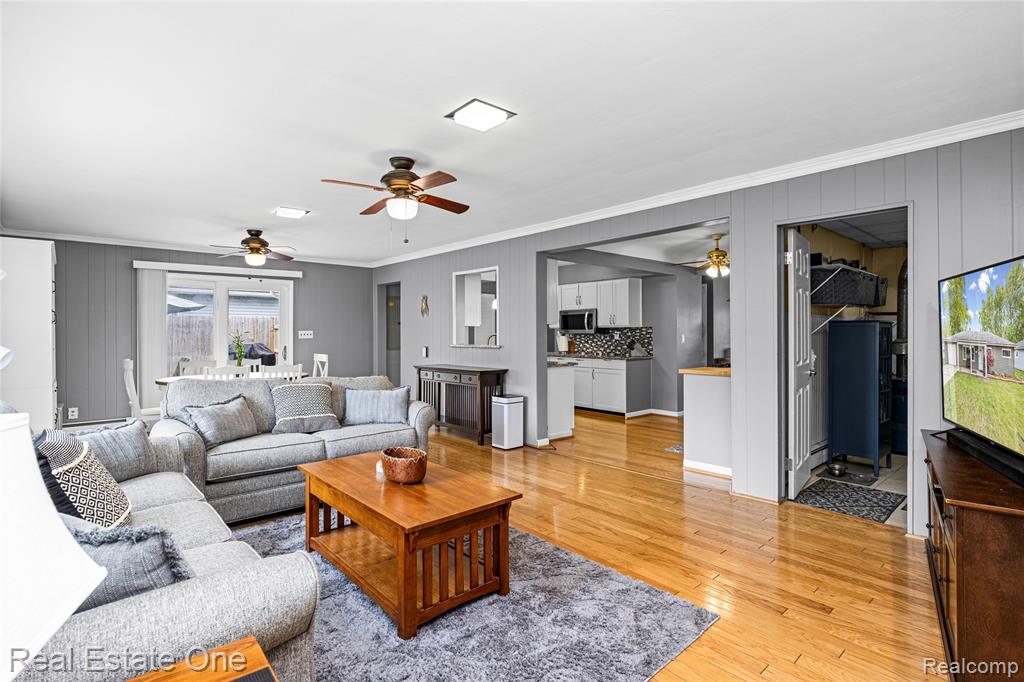 2262 Kohler Street, Waterford, MI 48329 — Photo 28