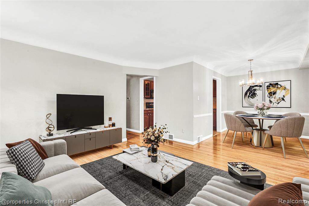 708 S Minerva Avenue, Royal Oak, MI 48067 — Photo 12