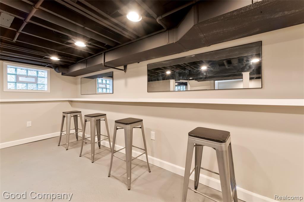 824 Florence Avenue, Royal Oak, MI 48067 — Photo 35