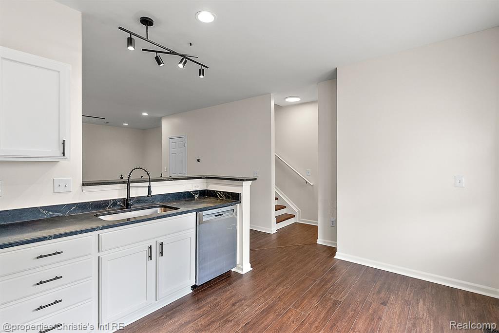298 E PALMER Street, 26, Detroit, MI 48202 — Photo 14