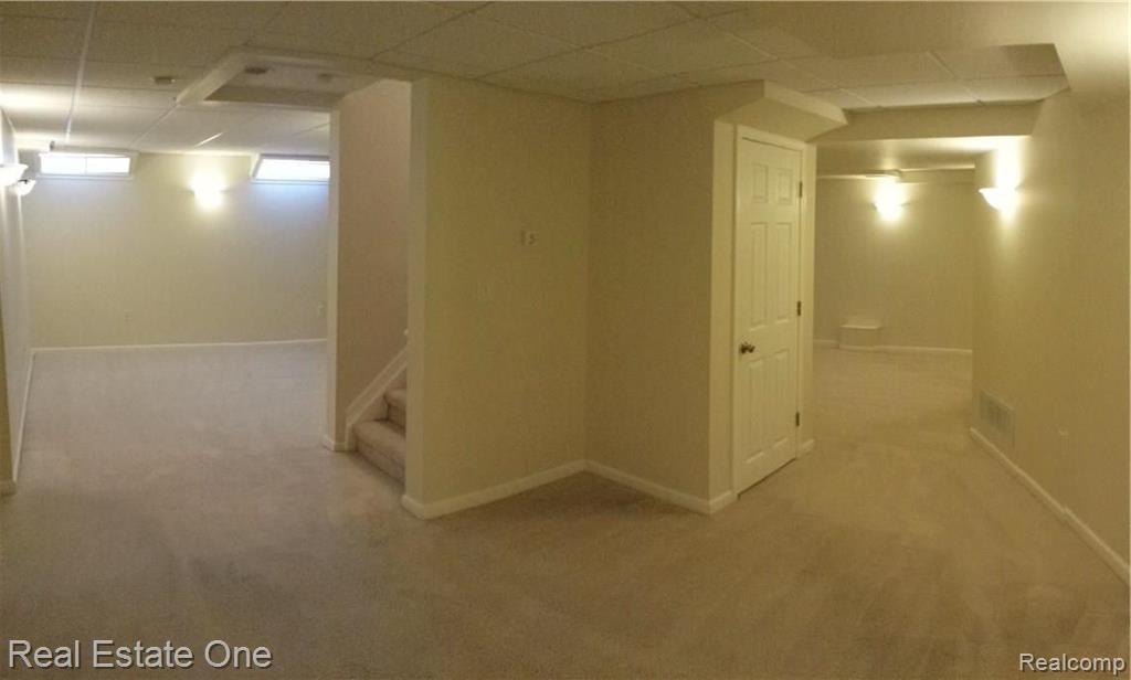 475 Dorchester Way, Milford, MI 48381 — Photo 14