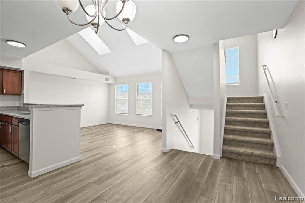 1097 Foxboro, 31, Troy, MI 48083 — Photo 7