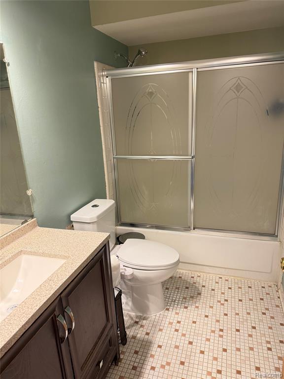 8260 Crestview Drive, Sterling Heights, MI 48312 — Photo 6