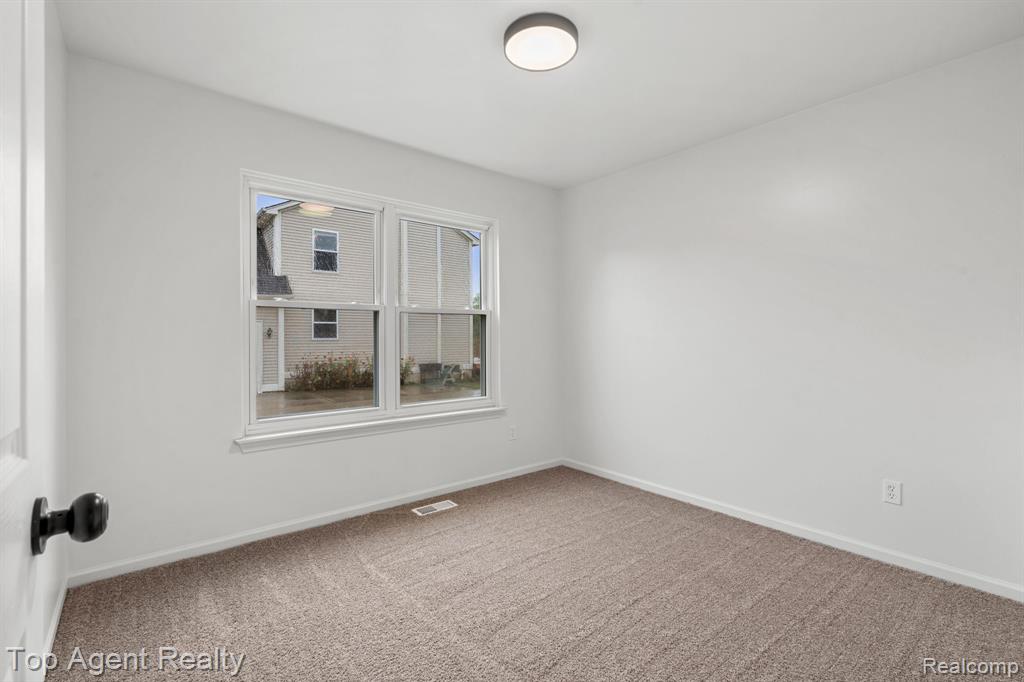 42773 Maude Court, Van Buren, MI 48111 — Photo 19