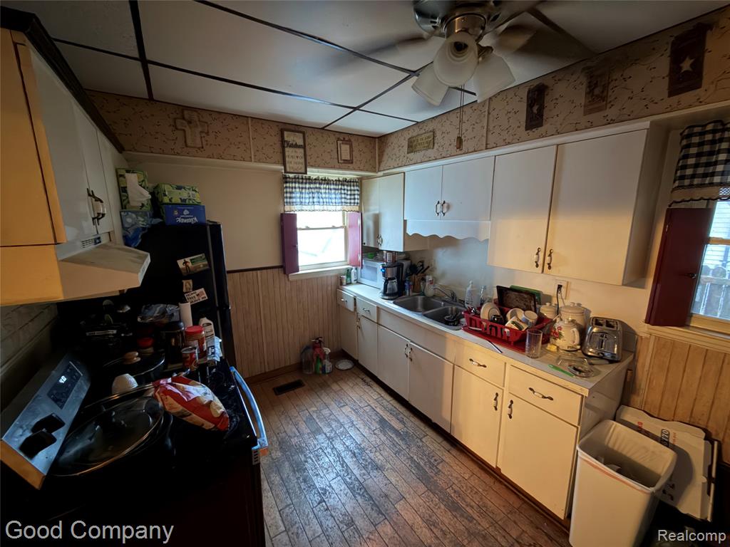 403 Maple Street, Wyandotte, MI 48192 — Photo 10