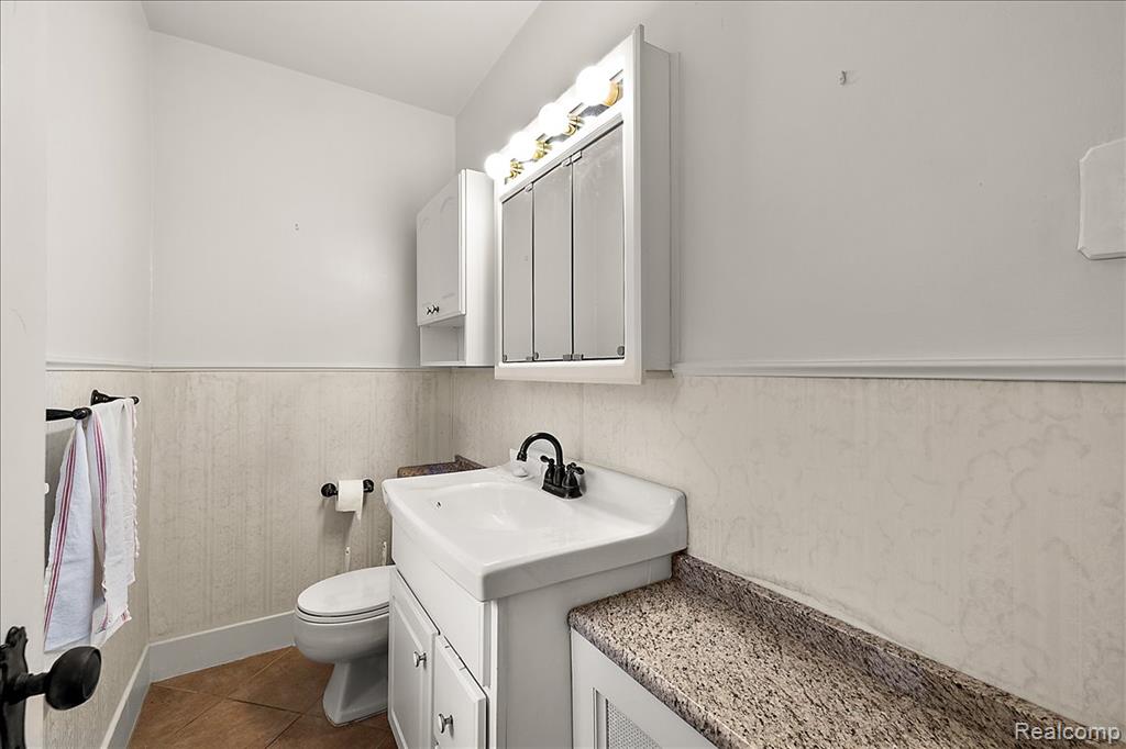1205 Harvard Road, Grosse Pointe, MI 48230 — Photo 24