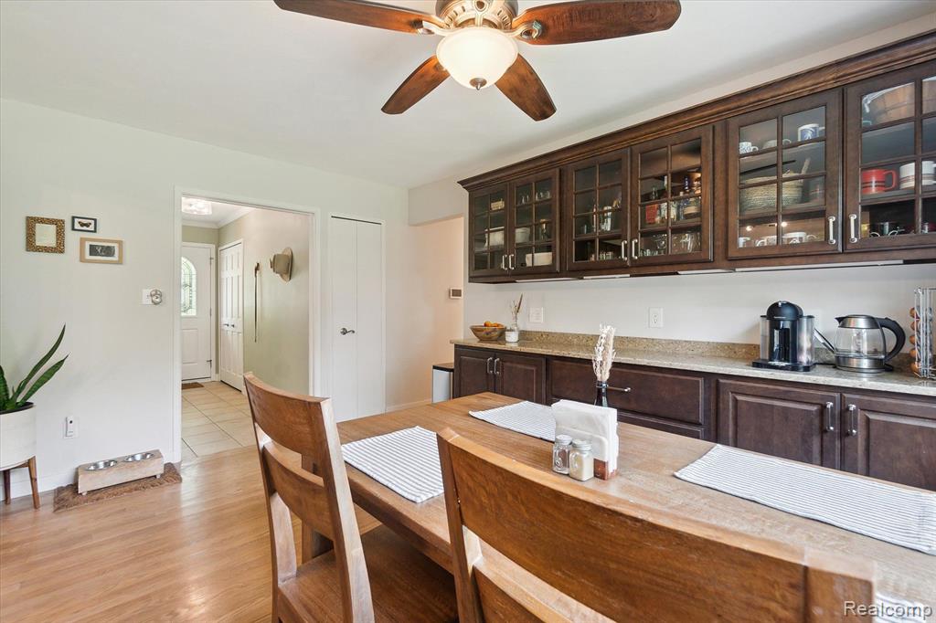 4015 VILLAGE Square, Brighton, MI 48114 — Photo 22