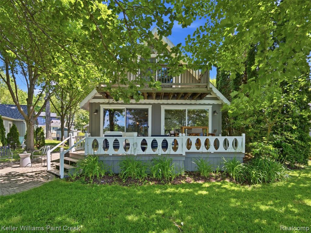 10435 Spring Street, Fenton, MI 48430 — Photo 8