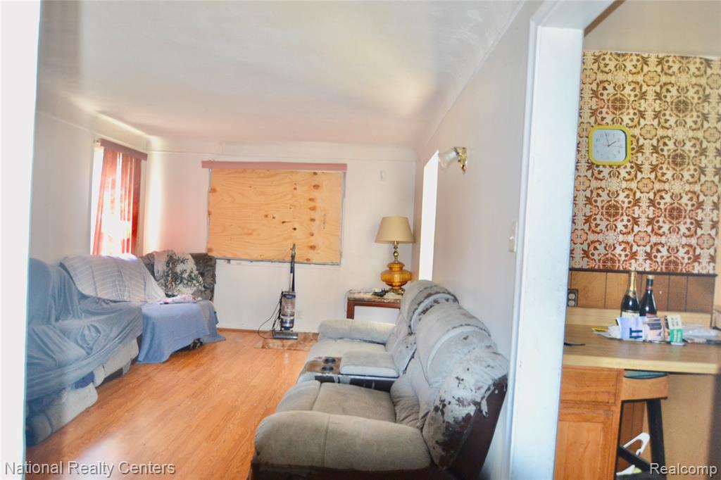 19968 Northrop Street - Photo 5