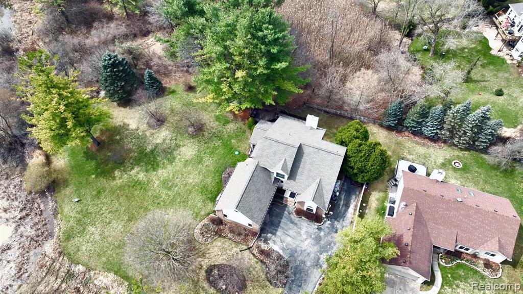950 Hidden Valley Drive, Lake Orion, MI 48362 — Photo 73