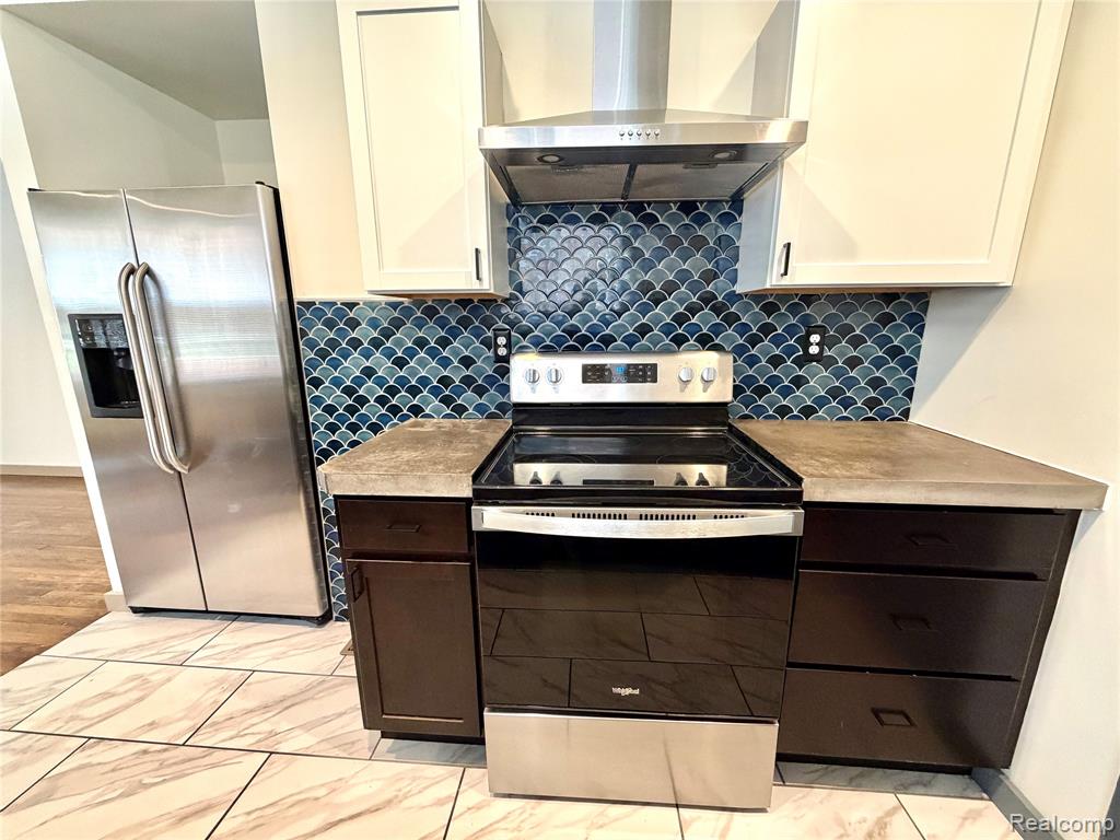 2045 Calvert Street, Detroit, MI 48206 — Photo 4