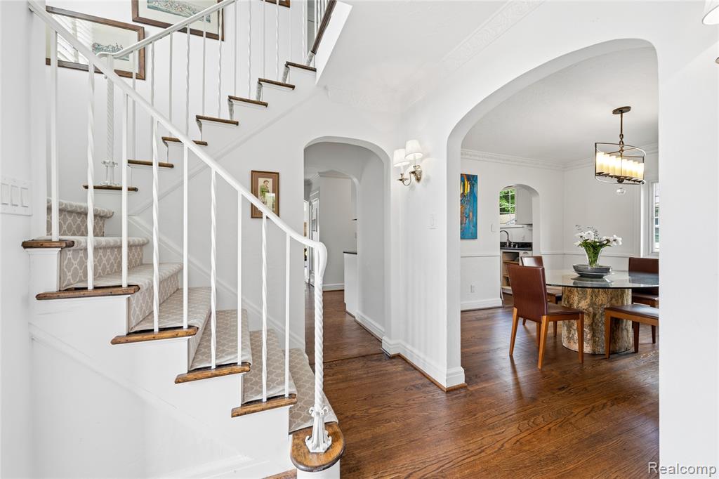 250 Pleasant Street - Photo 4