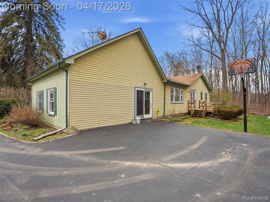 11430 Big Lake Road, Davisburg, MI 48350 — Photo 41