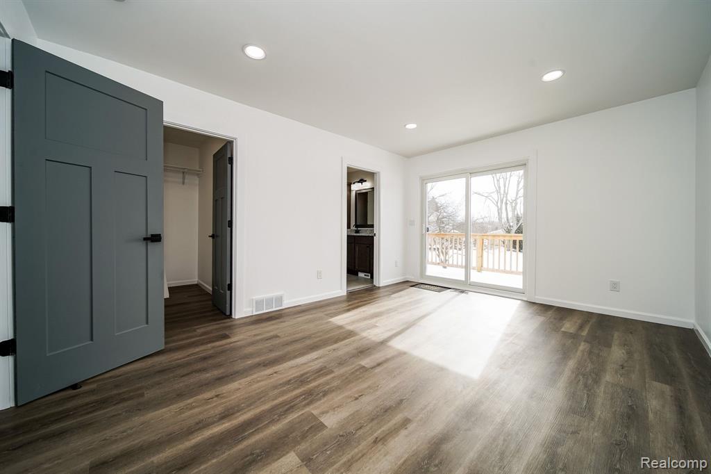 6522 ELLINWOOD Drive, White Lake, MI 48383 — Photo 45