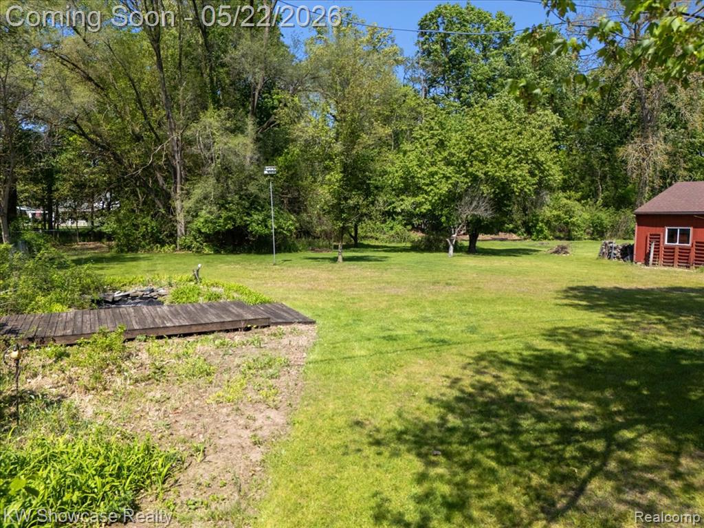 21105 Hugo Street, Farmington, MI 48336 — Photo 27