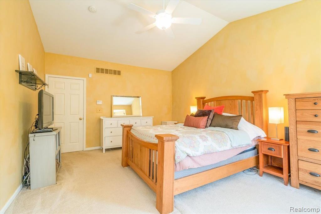 47037 MARINA Drive, Belleville, MI 48111 — Photo 23