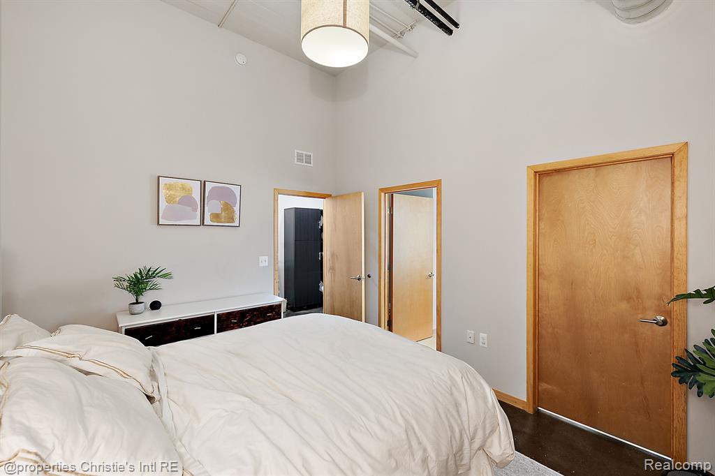 444 W WILLIS Street, 42-316, Detroit, MI 48201 — Photo 15