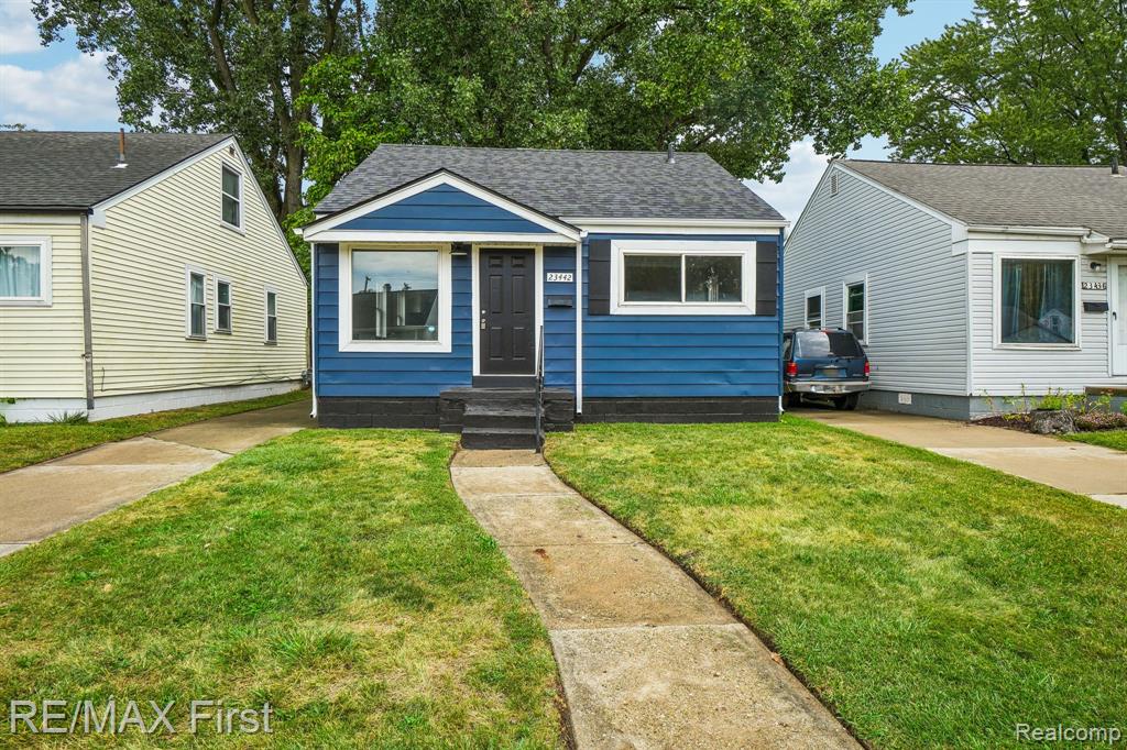 23442 Melville Avenue, Hazel Park, MI 48030