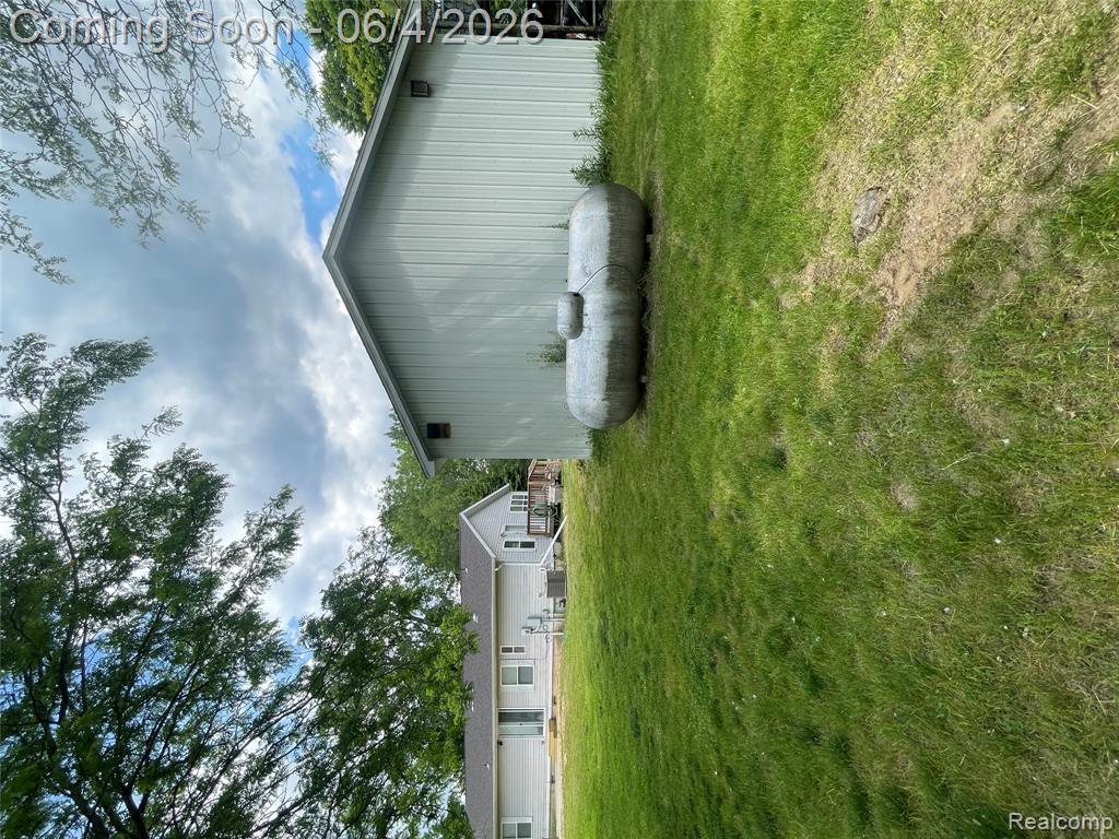 48261 Roy Court, Belleville, MI 48111 — Photo 4
