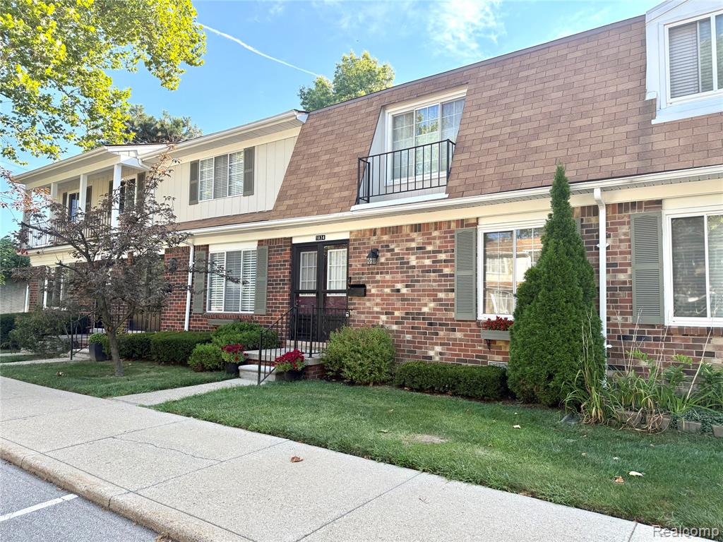 1834 Wickham Street, Royal Oak, MI 48073 — Photo 2