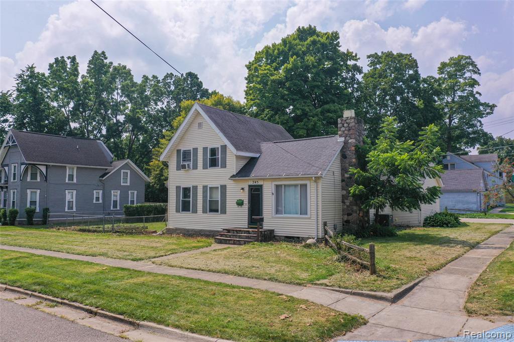 745 N Calhoun Street, Lapeer, MI 48446 — Photo 14