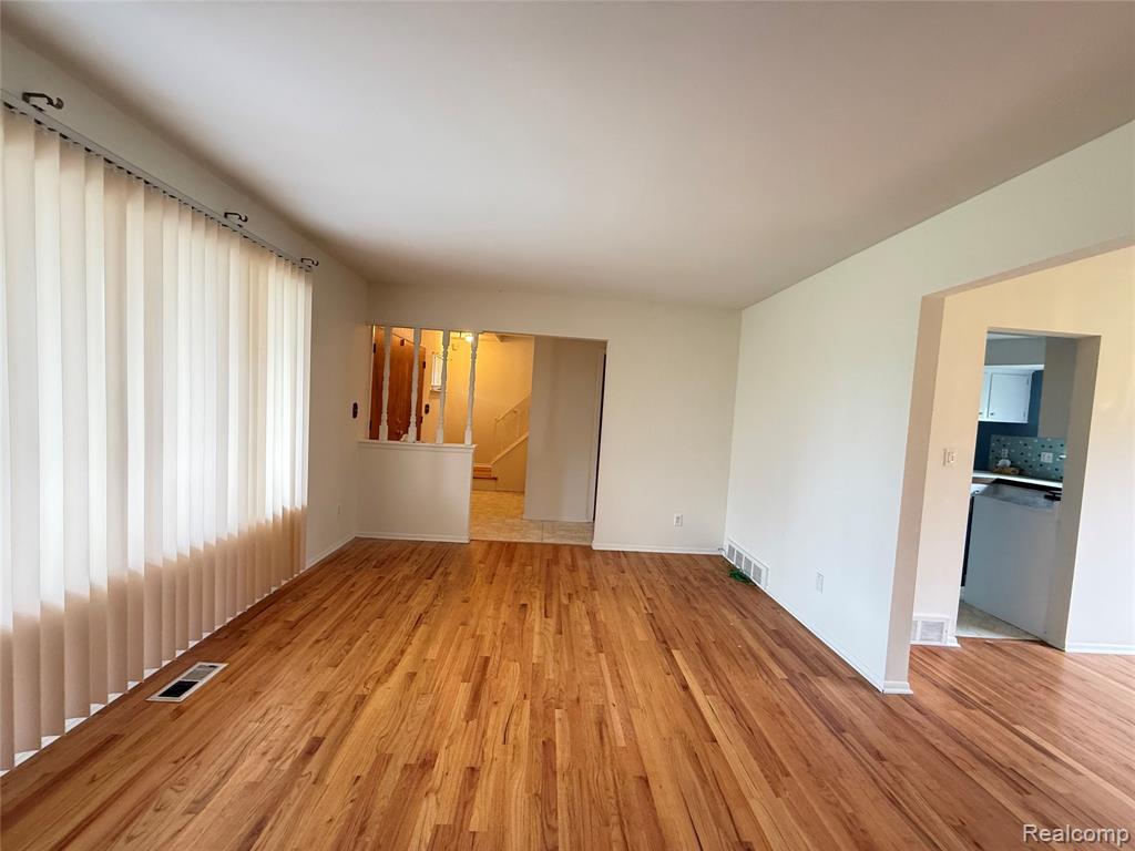 3622 DAWN Drive, Warren, MI 48092 — Photo 11