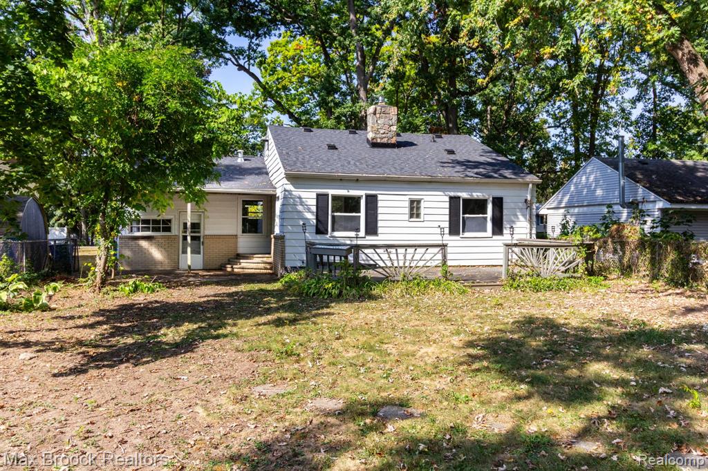 4120 Lotus Drive, Waterford, MI 48329 — Photo 33