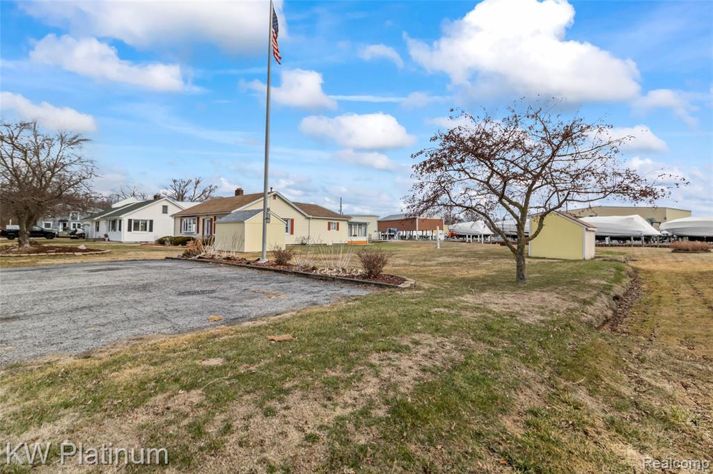 7825 Alexandria Drive, Ira, MI — Photo 5