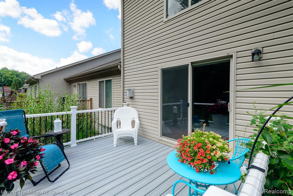 17449 Ava Court, New Boston, MI 48164 — Photo 36