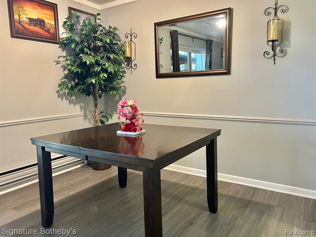 1824 COLONIAL VILLAGE Way, 4, Waterford, MI 48328 — Photo 5
