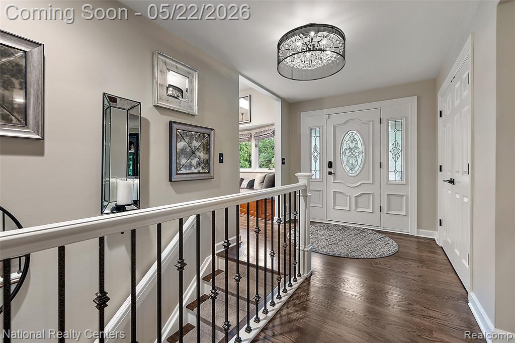 4571 W Grindley Court NW, Bloomfield Hills, MI 48302 — Photo 8