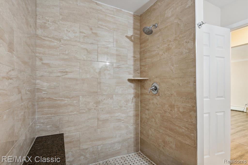 4905 CROOKS Road, A11, Royal Oak, MI 48073 — Photo 24