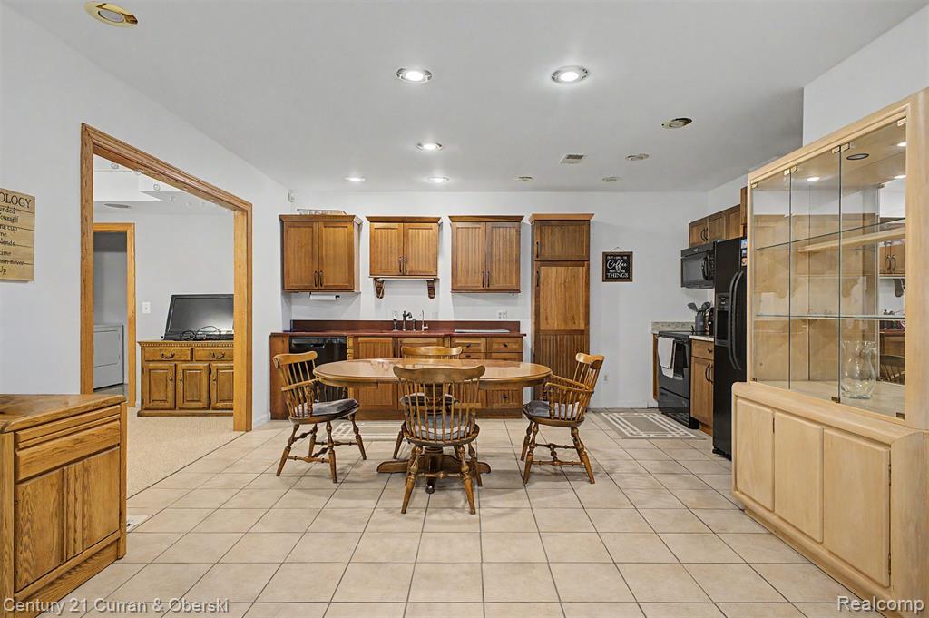 11349 Philway Court, Brighton, MI 48114 — Photo 27