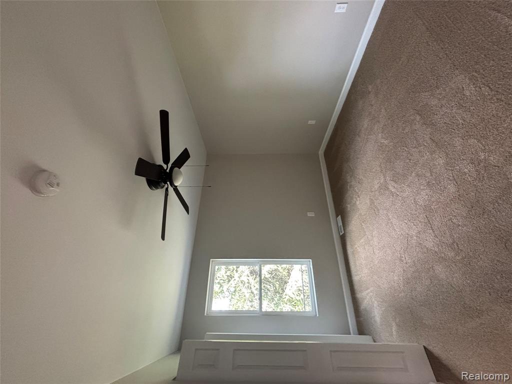 30294 Adams Drive, Gibraltar, MI — Photo 8