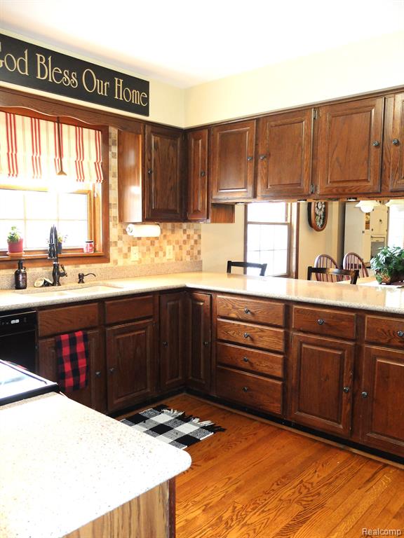 8180 SLEEPY TIME Court, Clarkston, MI 48348 — Photo 10