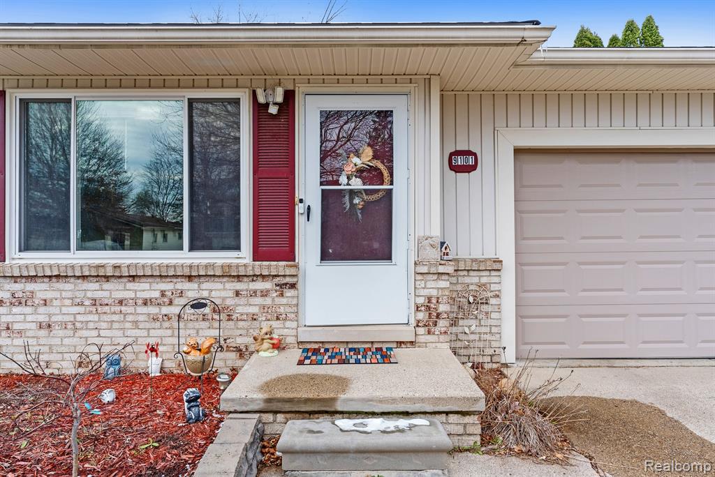 9101 ARLINGTON Drive, Ypsilanti, MI 48198 — Photo 5