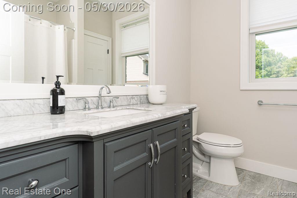 60553 PENNINGTON Way, Rochester, MI 48306 — Photo 18